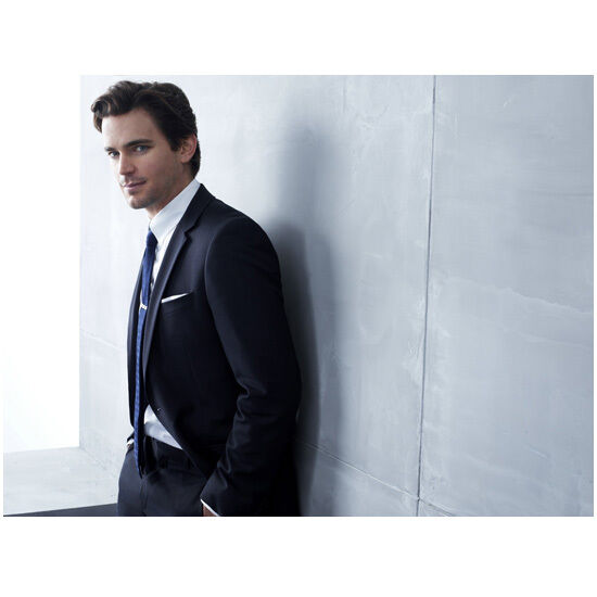 Neal Caffrey. Wow :)  Matt bomer white collar, Matt bomer