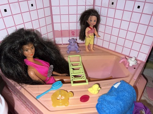 Barbie Hair Salon and Spa Set With Extra Dolls, Furniture, & Accessories! - Picture 11 of 21