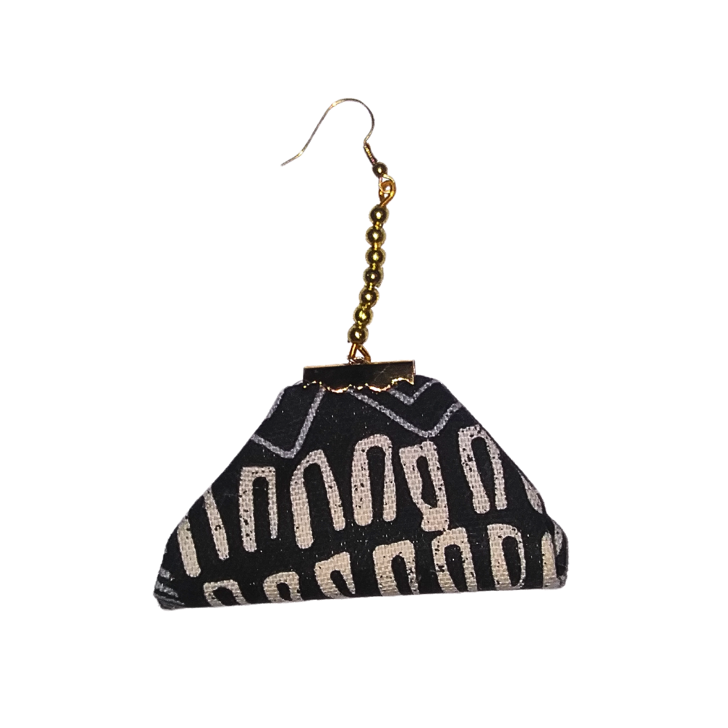 Vintage Pocketbook Purse in African Cloth and Gold Beads Handcrafted