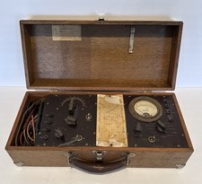 Triplett Portable Lab VOM Volt Ohm Milliammeter Model 321 in Oak Case Untested