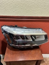 Headlight Driving Head light Headlamp 22-24 VW Passenger Side for 2GJ941036