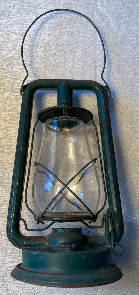 Vintage Paull's Green Paint Glass Lantern No. 0 Tubular NOT