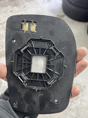 2018 Subaru outback right side mirror