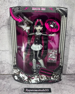 MATTEL Monster High Reel Drama Draculaura NIB 11" Fashion Doll New. In Hand