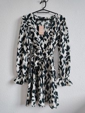 Robe chic à manches longues noir et blanc Marque Shein Frenchy Taille S