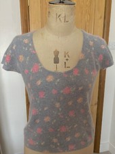 Grey Short Sleeve Wool/Mohair Top in Multicoloured Rose Design Size 10