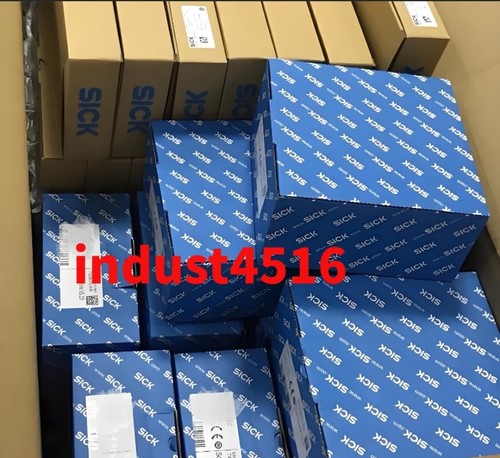 1PCS NUOVO SKM36-HFA2-S01 1074337 encoder nuovo spedizione DHL/FedEX