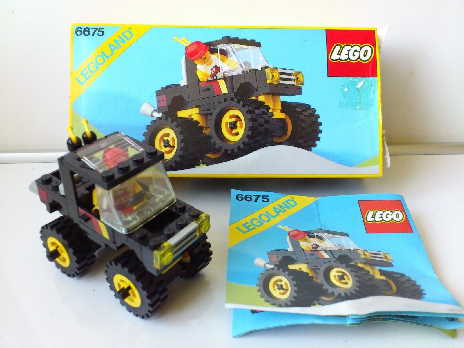 Lego vintage set. Legoland no 6675.Four-wheel drive.100 % w. box and manual.1988