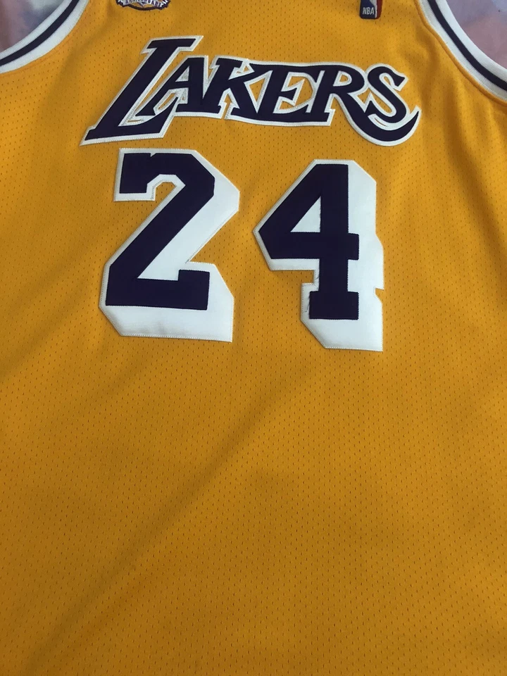 100% Authentic Kobe Bryant Mitchell And Ness 96 97 Lakers Jersey Size 52 - Image 4 of 4