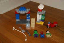 Lego Duplo 10876 Spiderman & Hulk Adventures- Incomplete