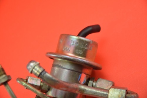 Y24 86-92 MERCEDES W126 420SEL 560SEL 500SL FUEL PRESSURE REGULATOR 0438161013 2 - Picture 3 of 5