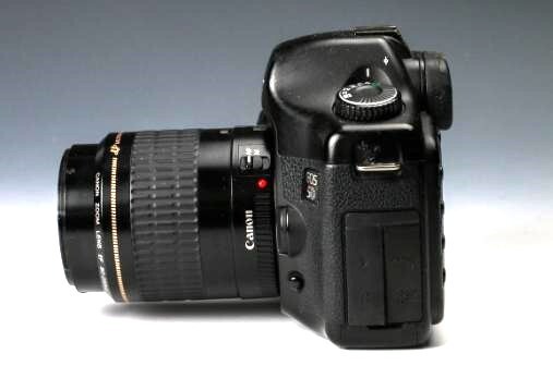 Canon EOS 5D 12.8MP Digital SLR Camera with ZOOM LENS EF 80-200mm