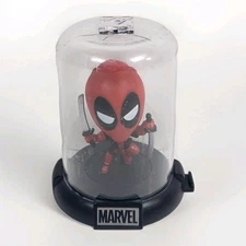 Disney Mini DOMEZ - Deadpool - Figure (jj19)