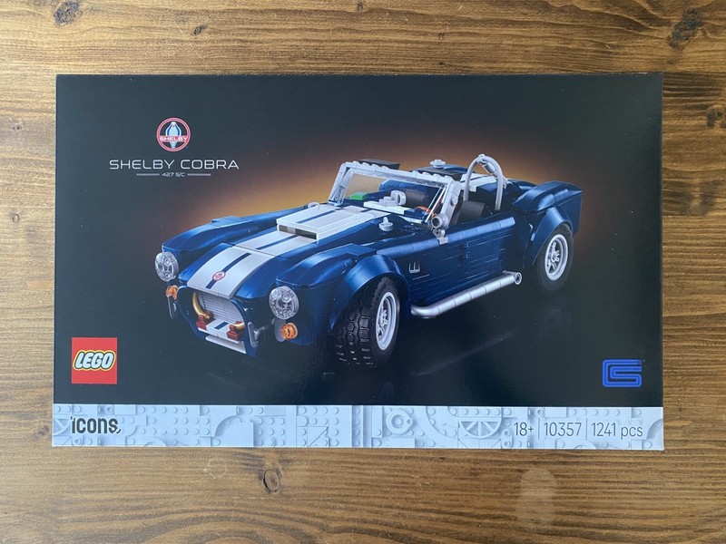 LEGO Icons - (10357) Shelby Cobra 427 S/C Model Kit New Sealed