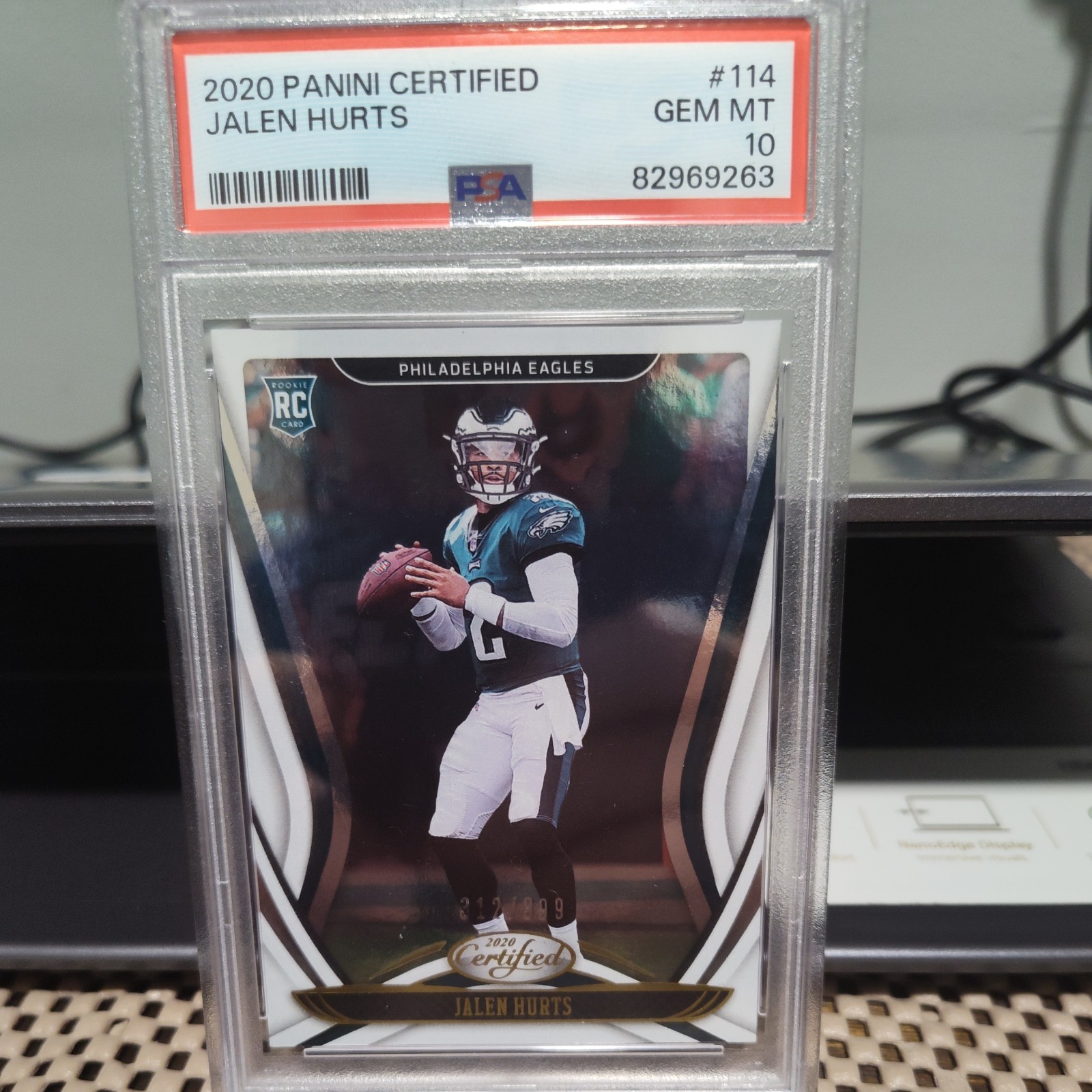 2020 PANINI CERTIFIED #114 JALEN HURTS ROOKIE RC 312/399 PSA 10