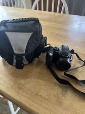 Fujifilm Finepix S2000HD Compact Digital Camera 10.0MP Black 15x zoom W/Bag