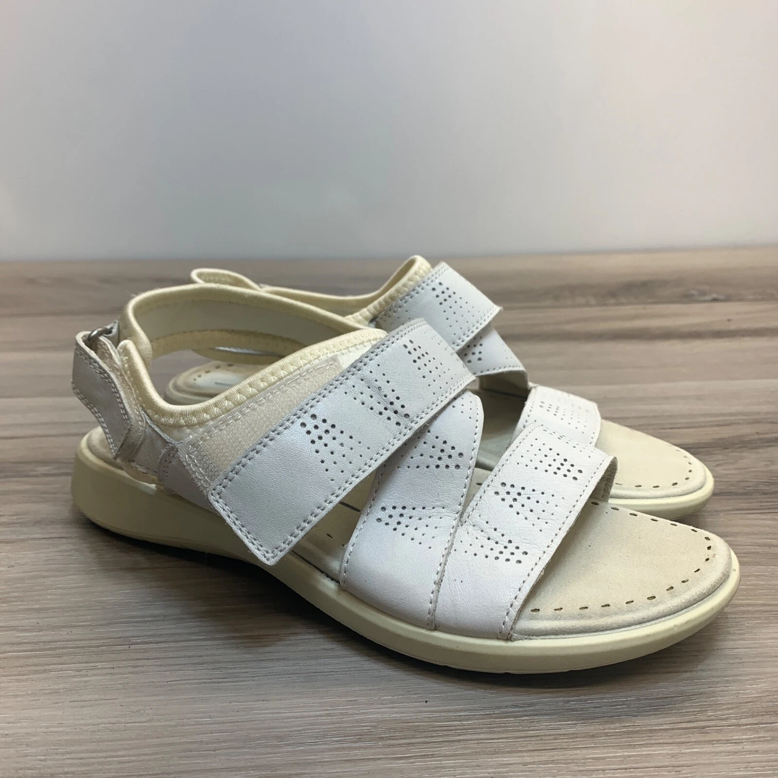 Sandali ECCO design danese eleganti bianchi incrociati cinturino in pelle 37 US 6