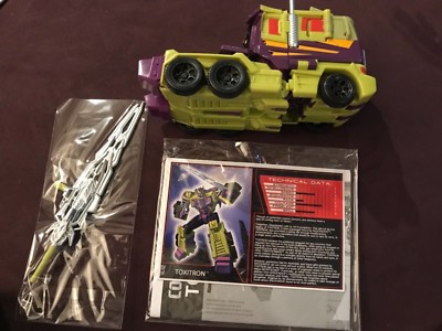 Transformers Funpub TFCC TFSS Subscription 5.0 combiner wars toxitron