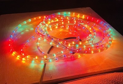 6 Meter Stroboskoplampe. LED Bunt. 8 Einstellungen. Sehr guter Zustand