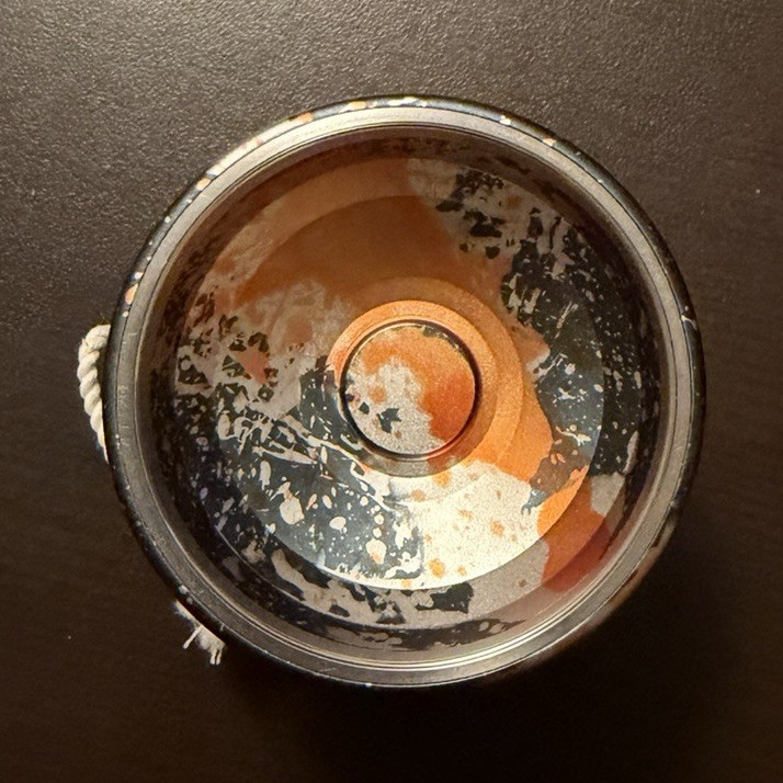 Freshly Dirty Featherweight Canary yo-yo