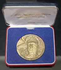 1972 GEN. DOUGLAS MACARTHUR MEDAL  Medallic Art  BRONZE, 2-1/2
