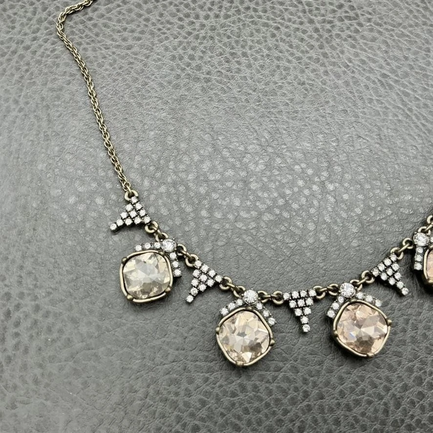 Collar llamativo Ann Taylor LOFT para mujer tono dorado cristal estrás babero vidrio Foto 4 de 4