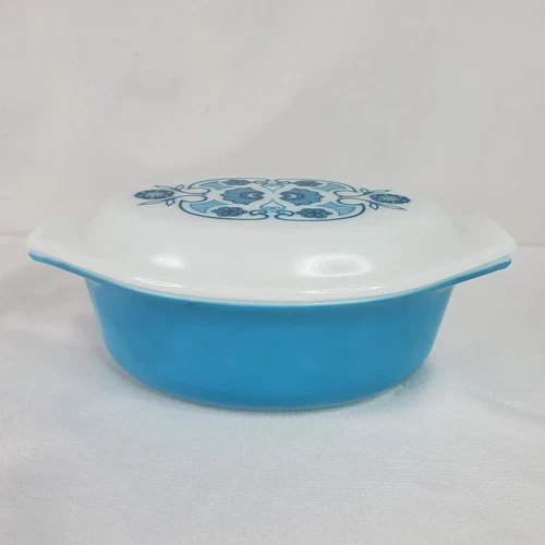 VINTAGE PYREX 1.5 QUART CASSEROLE DISH HORIZON BLUE WITH LID
