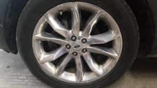 Used Wheel fits: 2013 Ford Explorer 20x8-1/2 aluminum TPMS 10 spoke polished cur