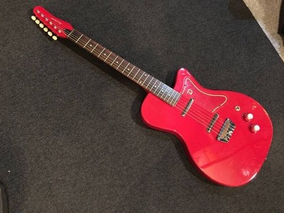 E-Gitarre Danelectro '56U2 DRD/R Dakota Red 90% der Bünde bleiben