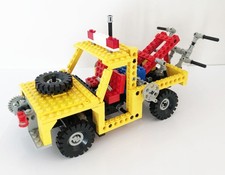 Vintage LEGO Technic 8846 Tow Truck - 100% Complete (no box or instructions)