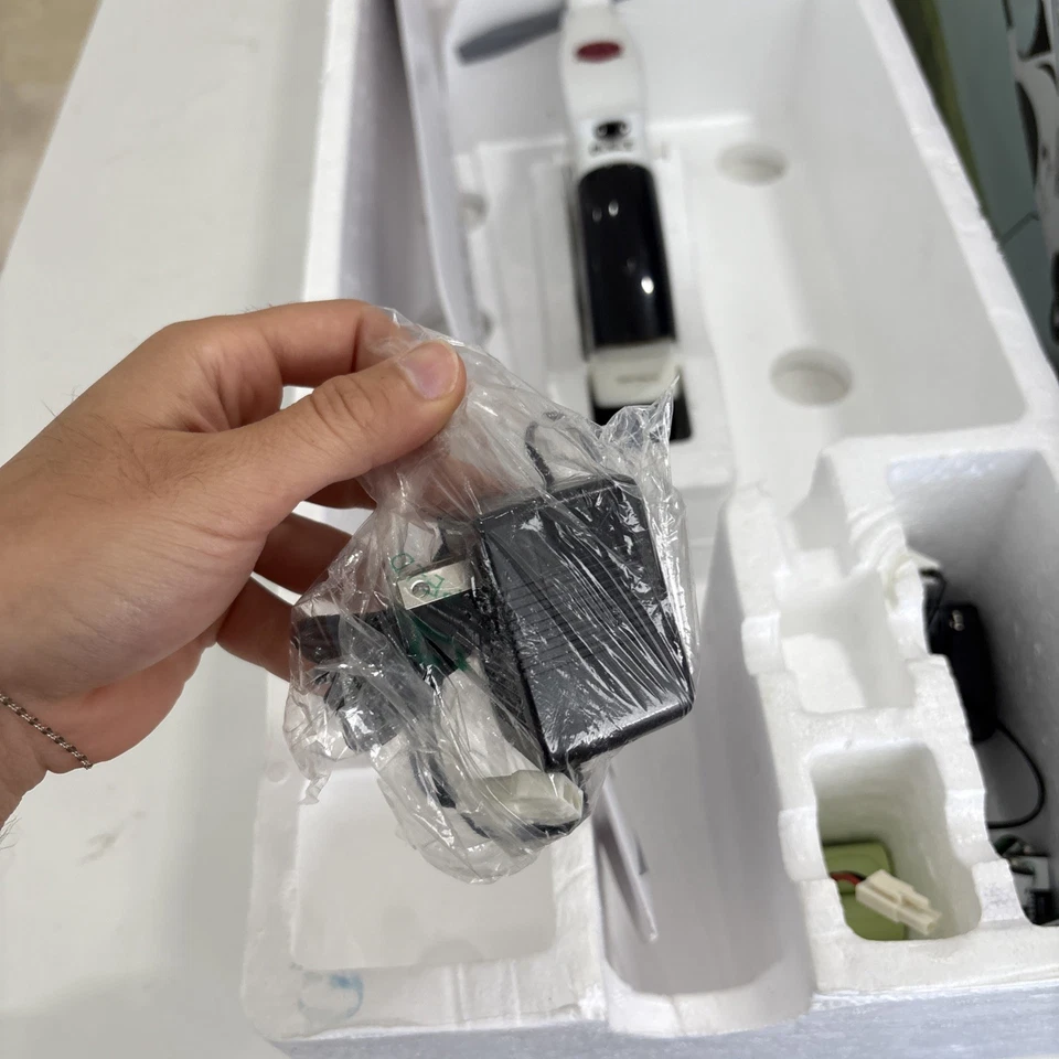 Hobby Zone Firebird Commander 2 Open Box Rc Plane (Missing Landing Wheels) - Image 4 of 4