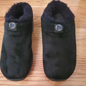 merrell sheepskin lined clogs