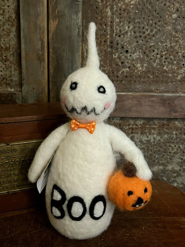 Bethany Lowe Boo the Ghost Needle Felted Critter Jack o Lantern RETIRED LG 10"
