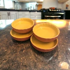 Dolce Vita By Giana Ambiance Collection Yellow & Red Clay Scalloped Desert Bowls