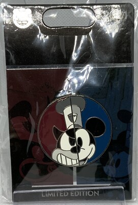 Disney 2022 Heroes & Villains Steamboat Willie & Pete LE 250 Pin