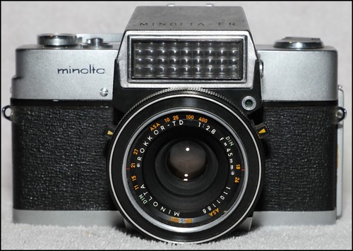 Minolta ER. Shutter, aperture, mirror, focusing, PC sync all tested and working - Picture 2 of 5