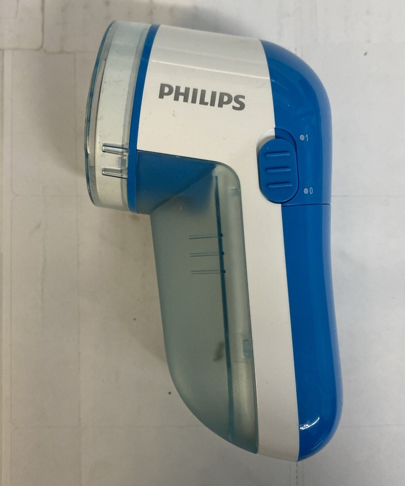 NEW Philips GC026 Best Electric Lint Removers / Clothes Shavers New