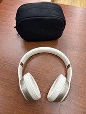Beats Solo 4 Bluetooth Wireless On-Ear Headphones Gold With Case - Free Shipping