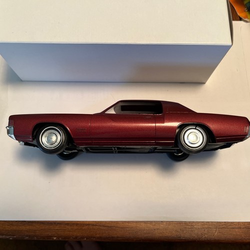 1971 Oldsmobile Toronado Plastic Promo Model By Johan 1/25 Scale Venetian Red - Picture 9 of 12