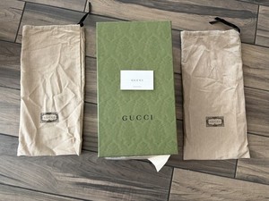 GUCCI Green Shoe Box w/ 2 Dust Bags & Communication Card, MPN 756811