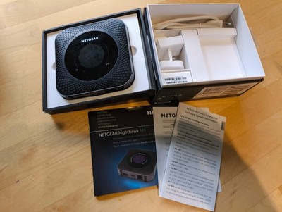 NETGEAR Nighthawk MR1100 M1 LTE 4G mobiler Hotspot WLAN Router bis 20 Geräte