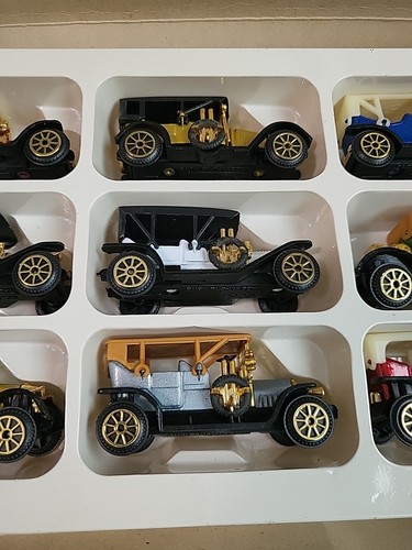 12 Piece Die Cast Metal Classic Cars Set Of 2 / 301-306 in Original Box - Picture 15 of 17