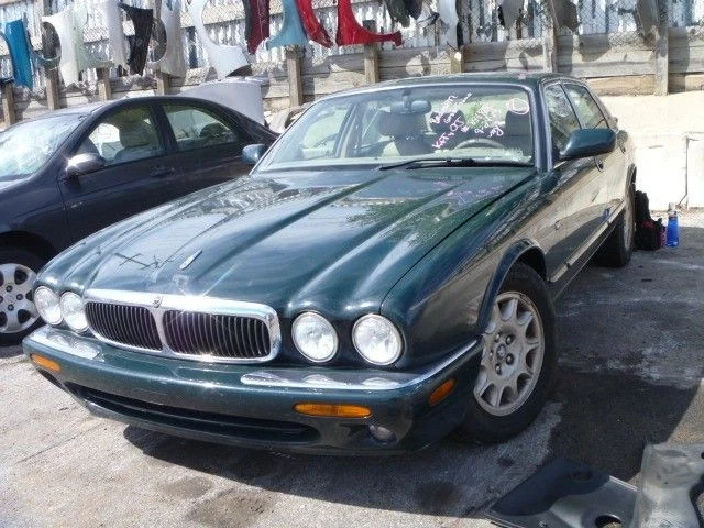 Superior de cárter de aceite excluyendo Xjr Thru VIN 857826 se adapta a 99 XJ8 337562 Foto 2 de 3