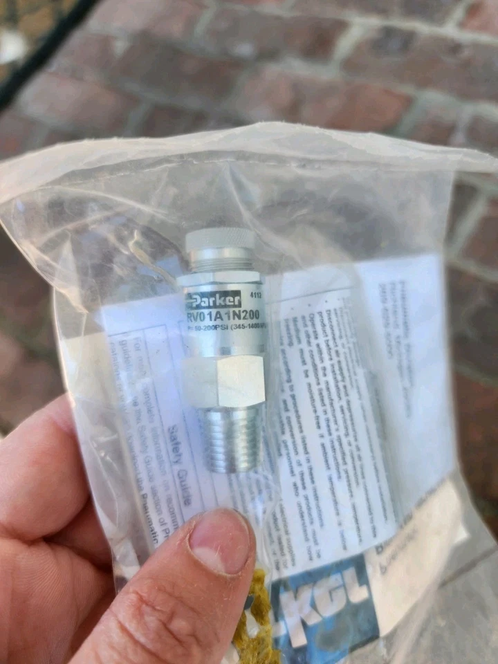 Parker RV01A1N200 Pneumatic Relief Valve RV Series 50-200 Psi, NEW!! - Image 3 of 3