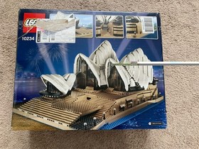 LEGO Creator Expert Sydney Opera House 10234 New 100% Complete See Description