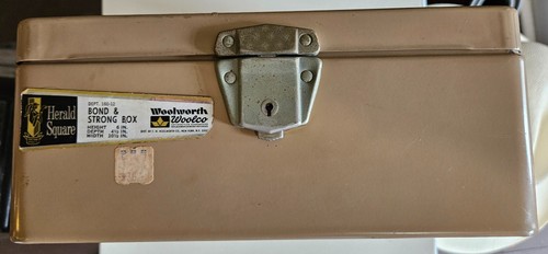 Vintage Bond & Strong Box Herald Square Woolworth Woolco Excelsior Stamford CT - Picture 5 of 11