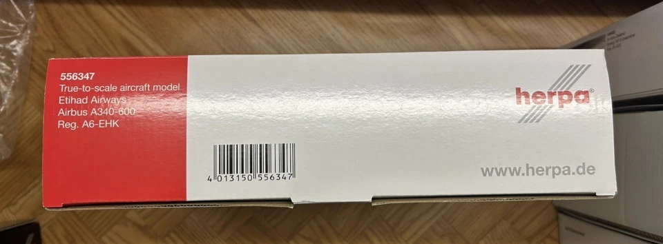 HERPA 1/200 A340-600 AIRBUS Etihad Airways art Herpa  556347  w/Stand  NEW - Immagine 3 di 4