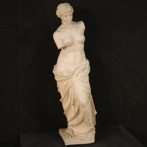 Sculptures et statues du XIXe siècle et avant en résine