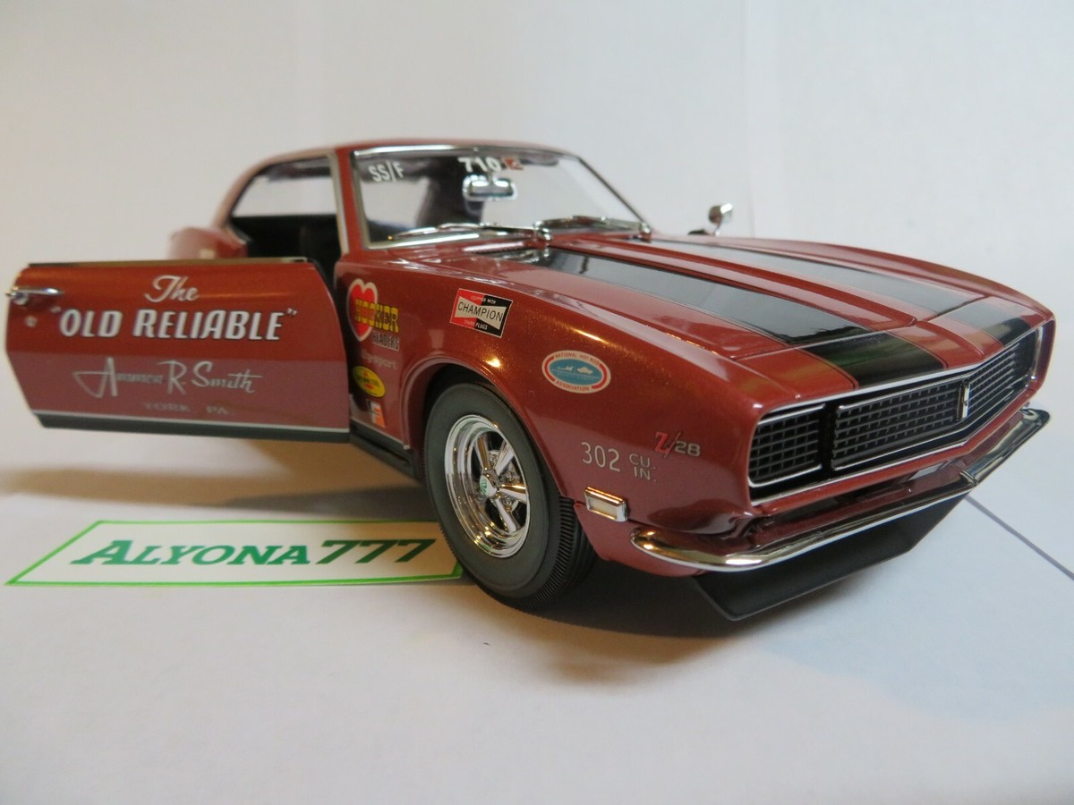 CAMARO 改造　1/18 1968 CHEVY Camaro Z28 Exact Detail STREET STALKERZ 1/18
