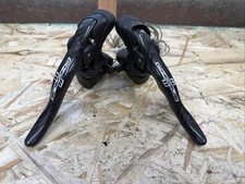 Campagnolo Chorus 11-Speed Mechanical Ergo Shifters Carbon Brake Levers Shift